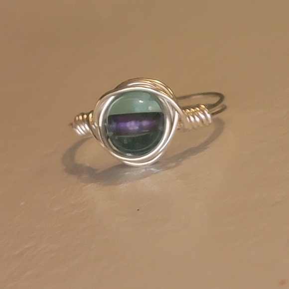 Silver Wire Wrapped Glass Bead Ring Size 8 - Picture 6 of 7